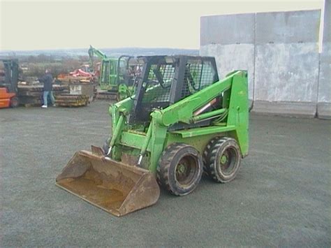 chain noise when turning gehl 3825 skid steer|grinding noise on skid steer.